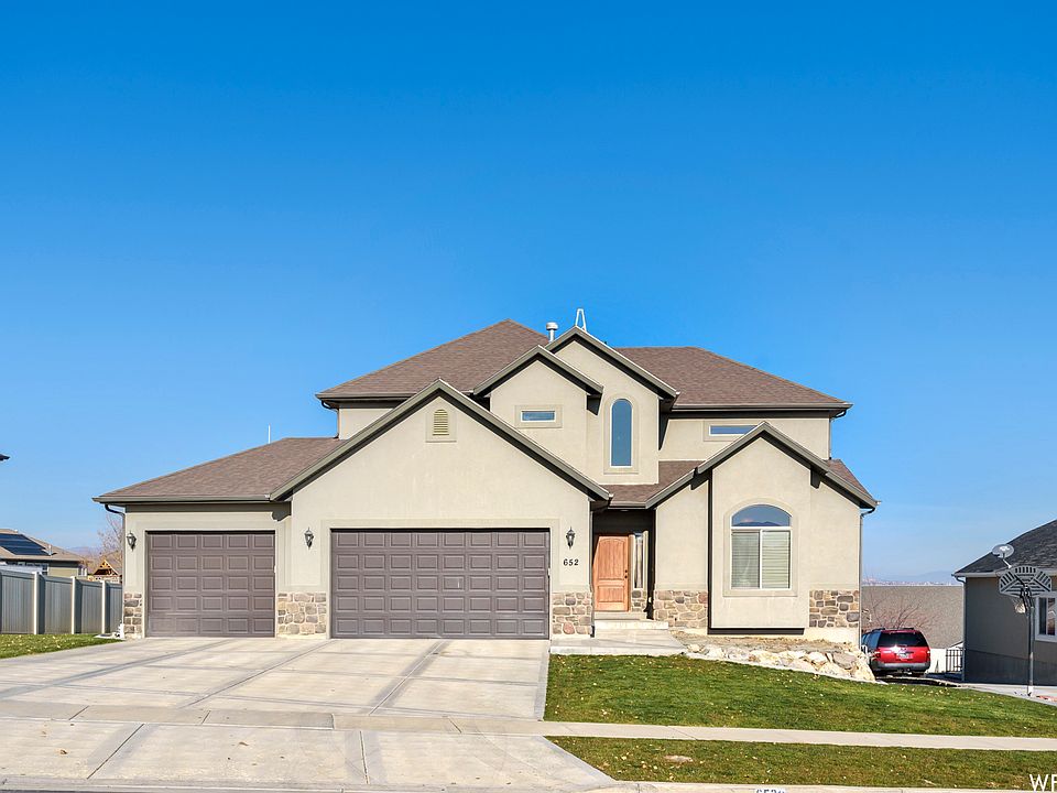1st image of 652 W Rolling Sage Way