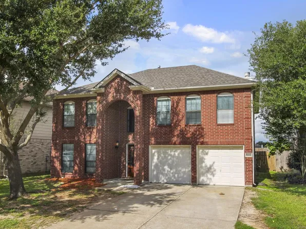 9223 Dunain Park Ct, Houston, TX 77095