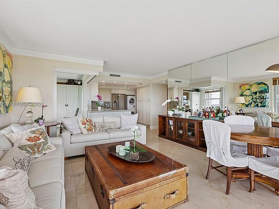5th image of 155 Ocean Lane Dr APT 614
