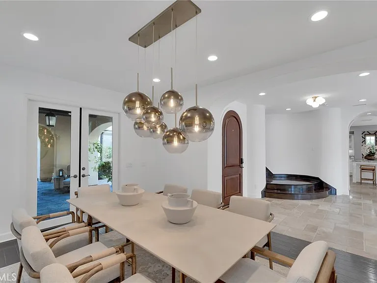 510 E Viewcrest Dr — Photo 12