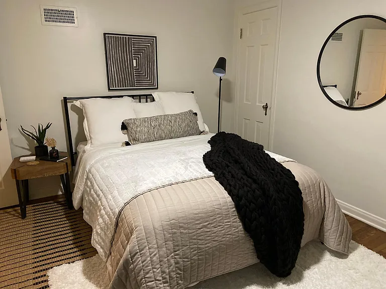 215 N Ridgewood Dr — Photo 50