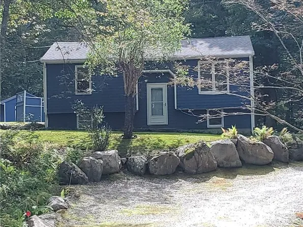 23 Tug Hollow Rd, Richmond, RI 02892