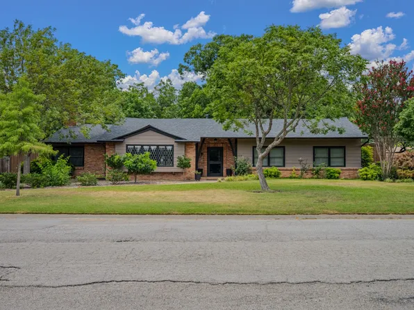 1214 Loma Alta Pl, Cleburne, TX 76033