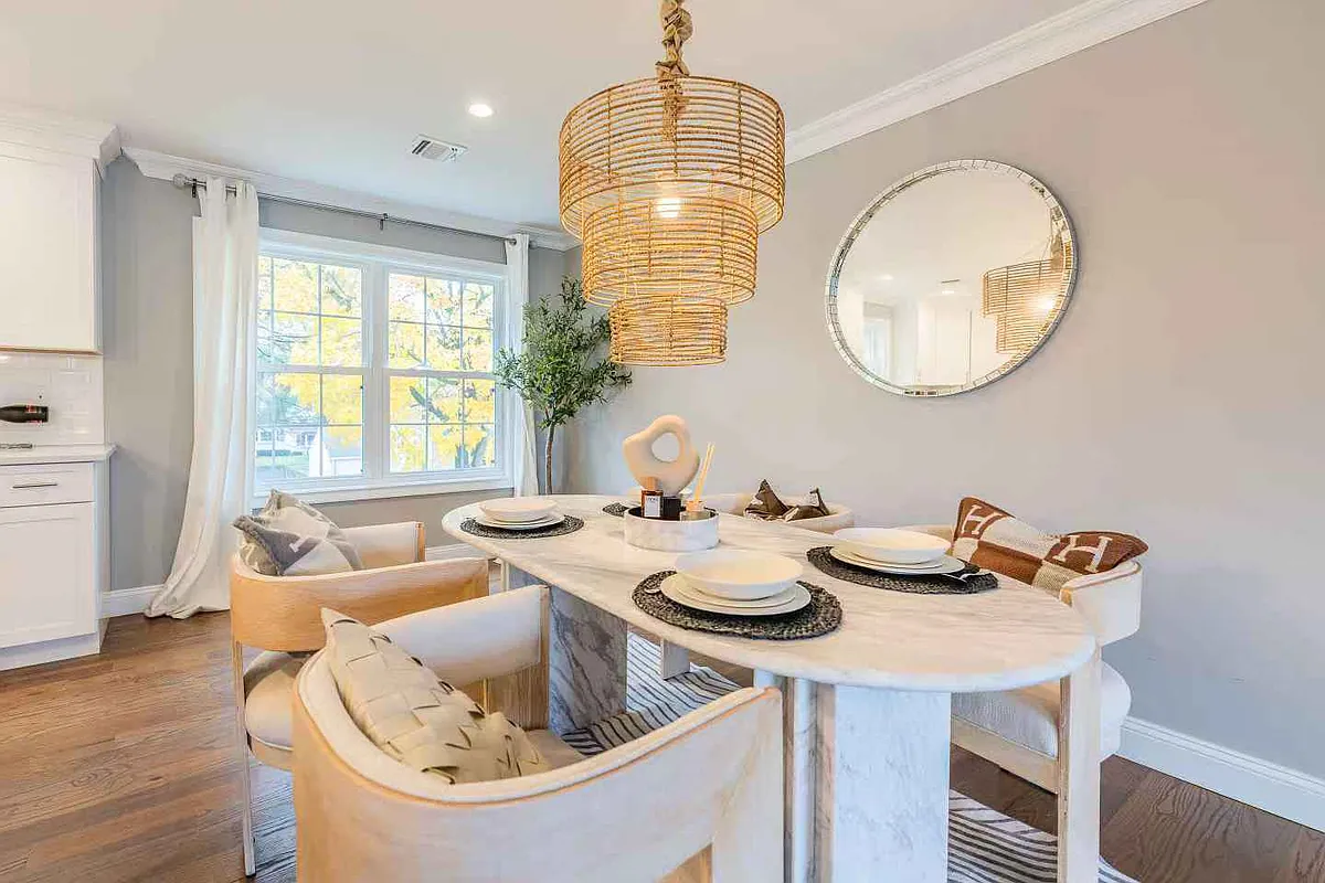 Primary Photo - Jackson Ave