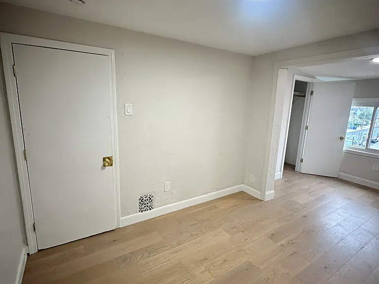 172 Winthrop Ave #2 — Photo 5