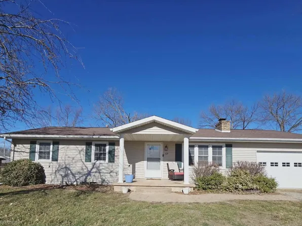 319 State St, Tipton, MO 65081