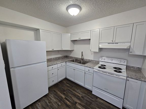 2nd image of 711 NW 10th St #D1