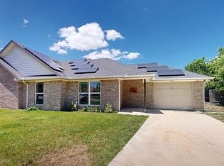 619 Mansfield Rd, Cleburne, TX 76031