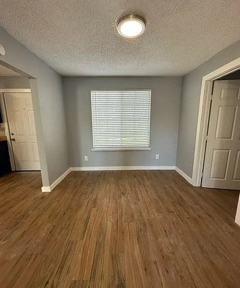 615 W Coffin St — Photo 7