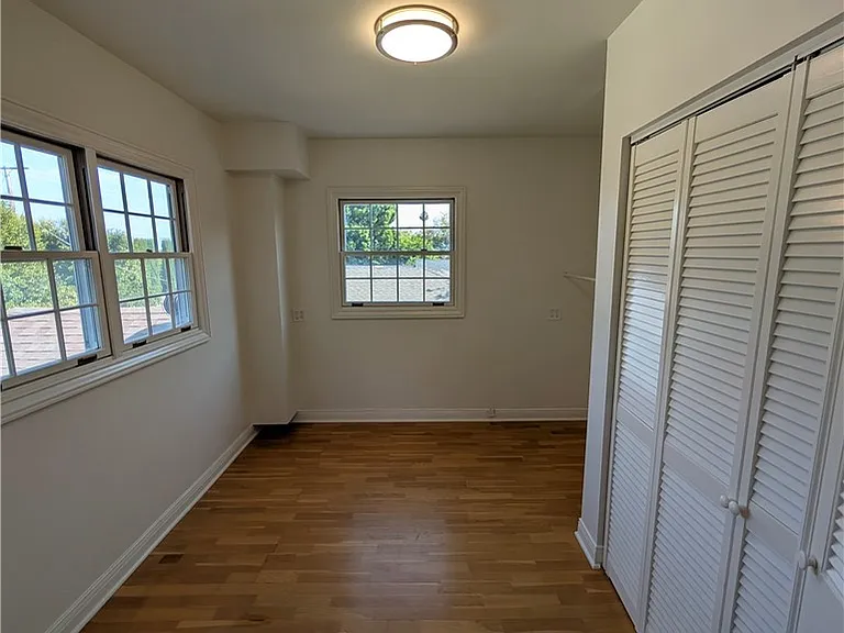 582 N Sunnyslope Ave — Photo 47