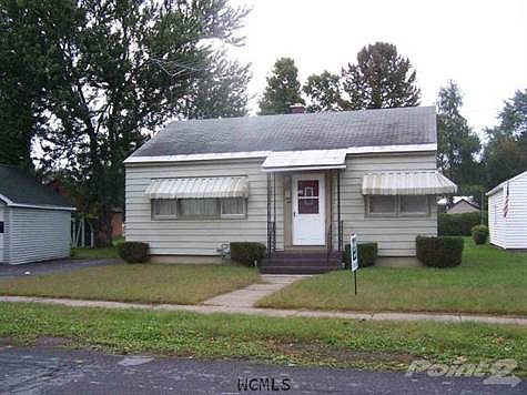 2nd image of 40 La Cross St