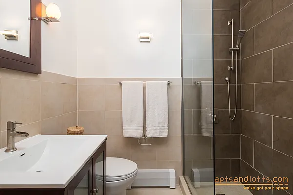 Sold by aptsandlofts.com | media 6