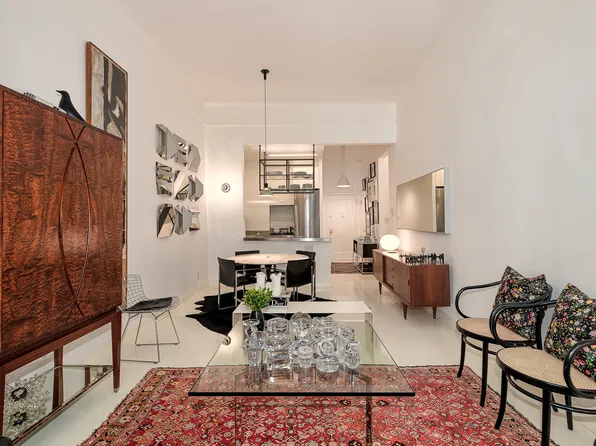 33 E 22nd St, New York, NY