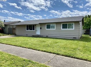 1029 Olympic St, Springfield, OR 97477