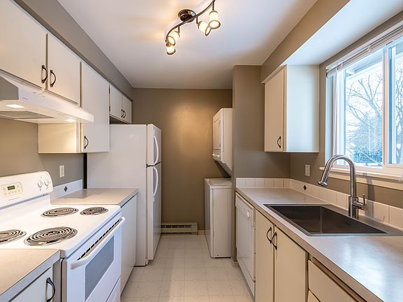 5th image of 4405 S Sheri Ct