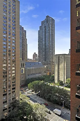 Sold by Corcoran | media 3