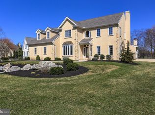 806 Bent Creek Dr, Lititz, PA 17543