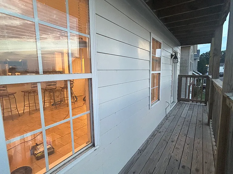 188 Dumbarton Rd — Photo 13