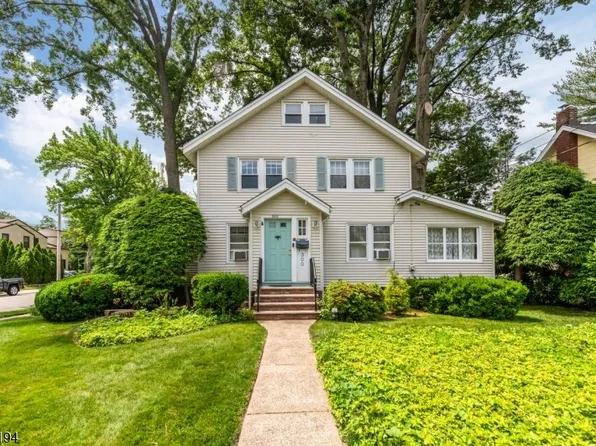 300 Van Buren Ave, Teaneck Twp., NJ 07666