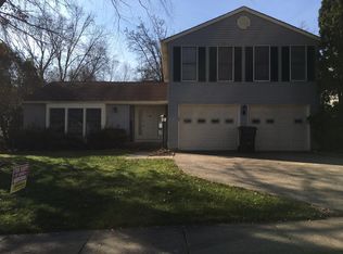 7216 Adrienne Glen Ave, Springfield, VA 22152