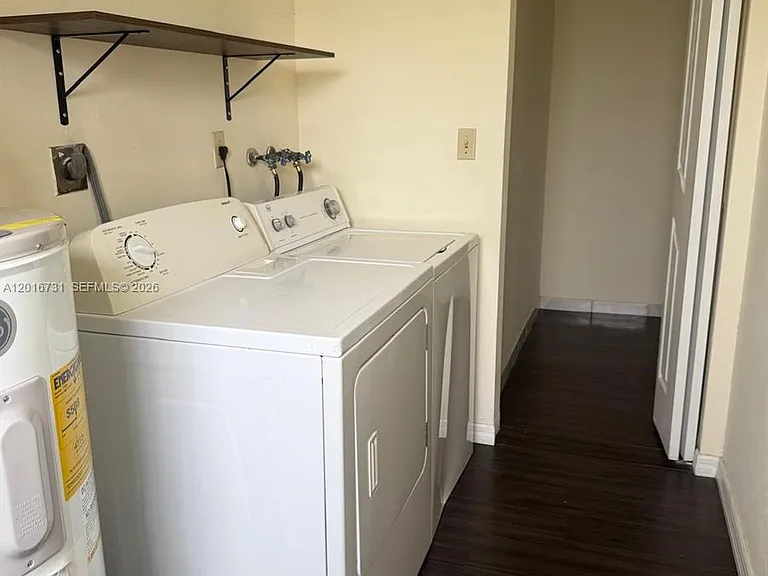 30 NW 87th Ave #C225 — Photo 12