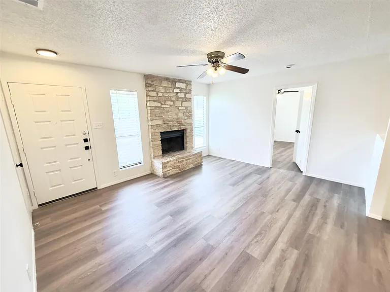 2305 Whitlow Cv — Photo 6