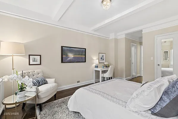 Sold by Corcoran | media 14