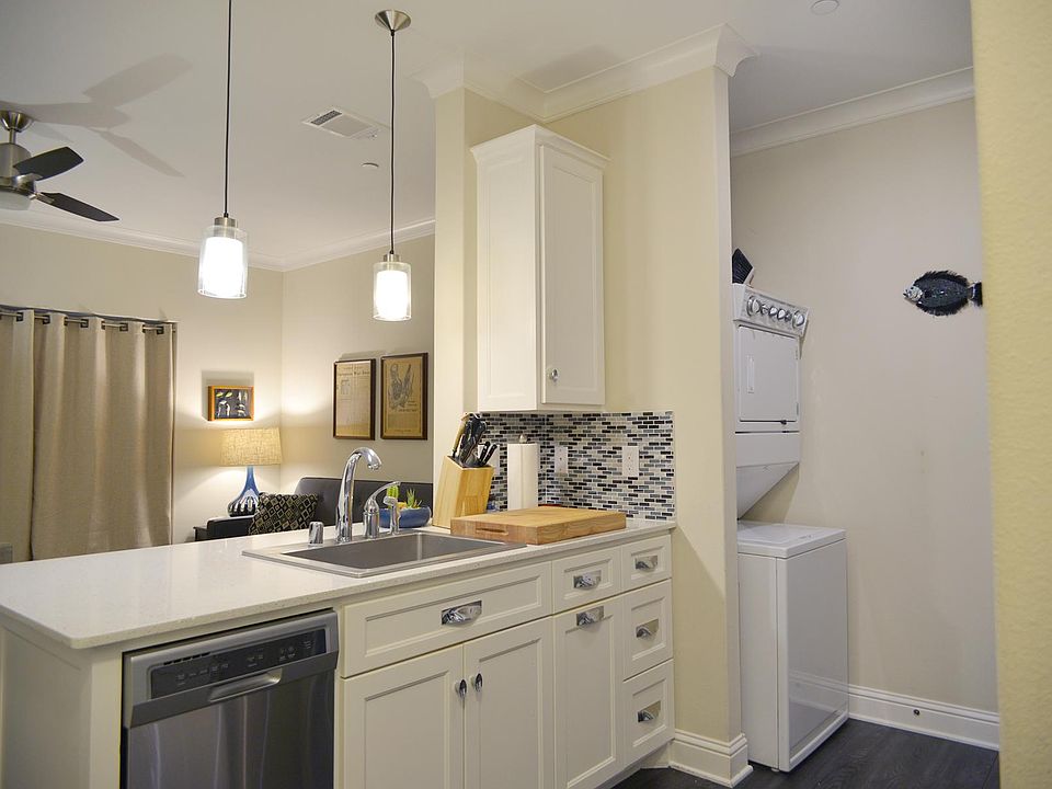 1st image of 4554 Glenwick Ln APT 3306