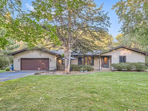 22505 Iverson Ave N, Forest Lake, MN 55025