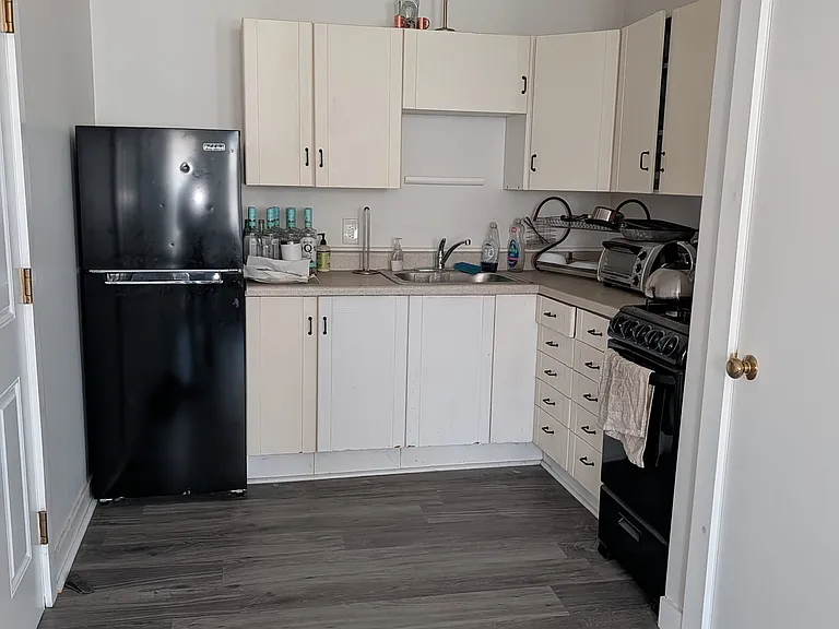 1004.5 Fanny St #L — Photo 3