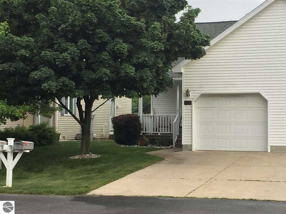 1st image of 718 Eastgate Pl #5A