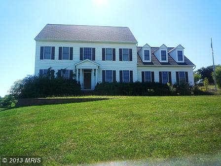 2nd image of 1325 Wyndale Dr