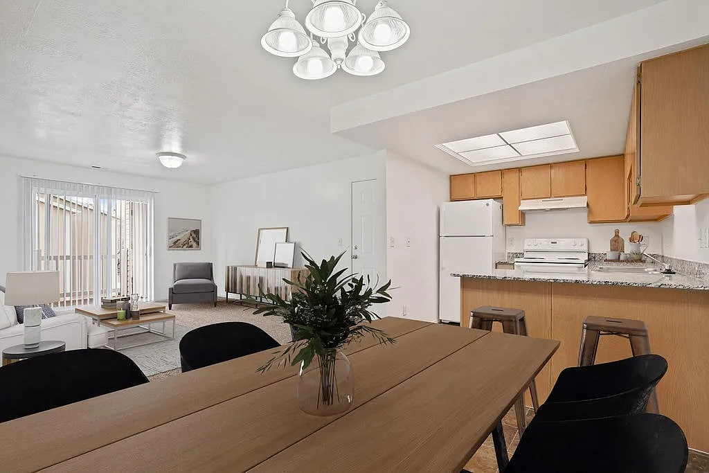Elk Run Apartments — Photo 3