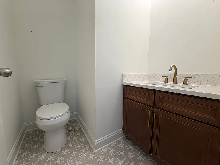 768 Laurel West Ln — Photo 19