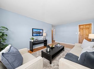 12 Central Ave APT 5, Danvers, MA 01923