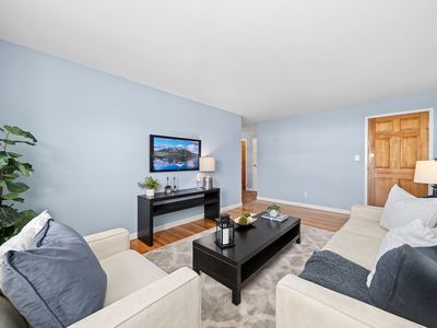 12 Central Ave APT 5, Danvers, MA, 01923