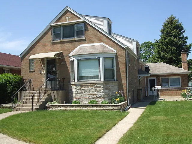 4244 Clinton Ave photo 1