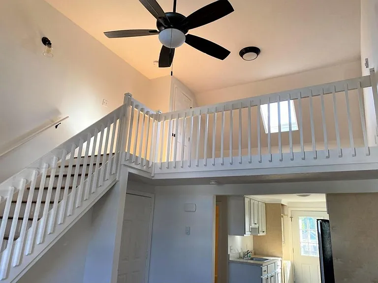 316 Sea St #H — Photo 6