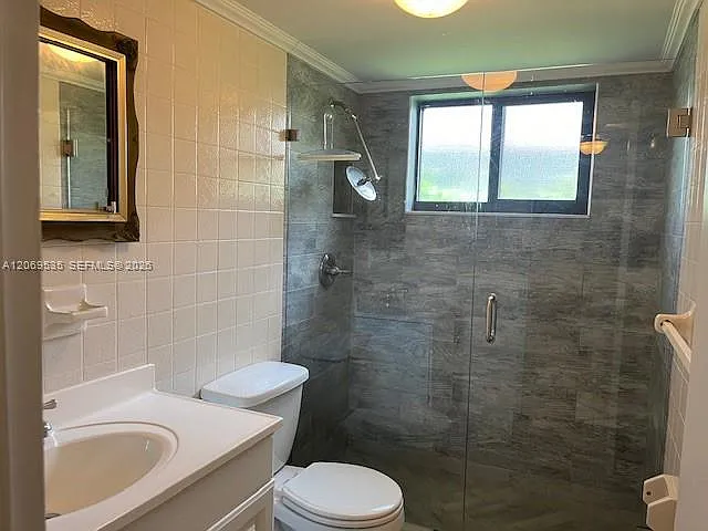4605 SW 65th Ave — Photo 10
