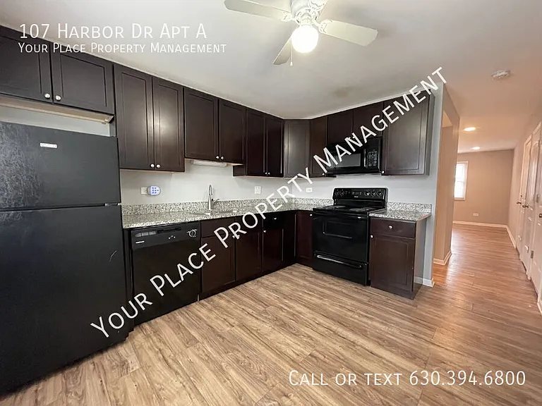 107 Harbor Dr #A — Photo 11