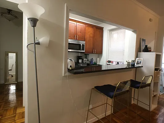 Rented by Compass | media 13