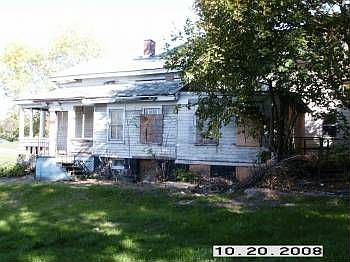 2nd image of 136 Mary St
