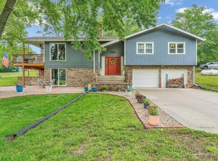 2230 NW 50th St, Topeka, KS 66618