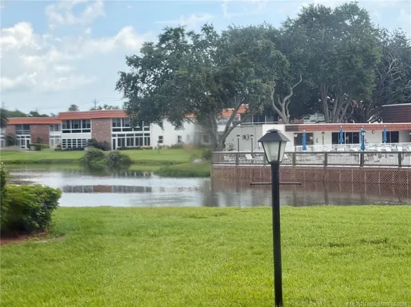1225 NW 21st St #20-200, Stuart, FL 34994