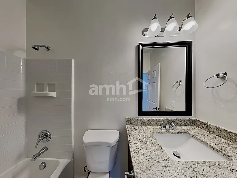 136 W Camino Fuste — Photo 20