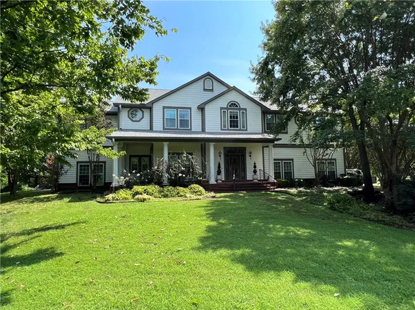 2407 Wyndermere Way, Fort Smith, AR 72903
