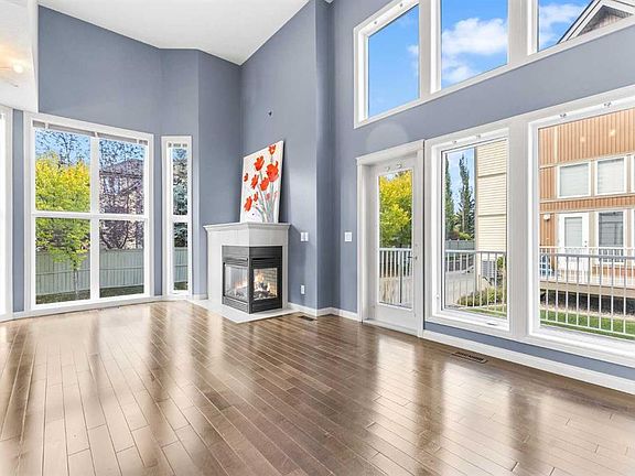 4th image of 1010 Wentworth Vlg SW