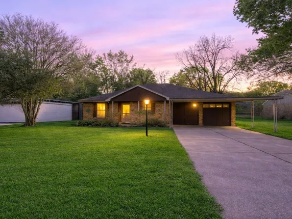 12311 Dakar Dr, Houston, TX 77065