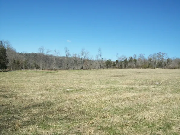 1706 Rob Camp Rd, Tazewell, TN 37879