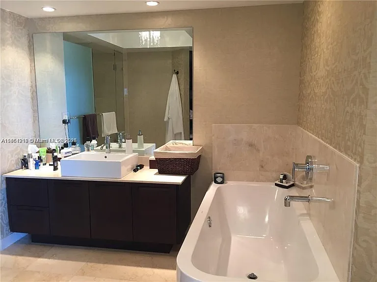 200 Sunny Isles Blvd #2704 — Photo 10